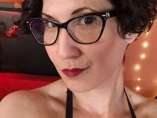 Offline MistressVeritasVelvet on Streamate