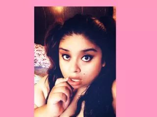 Offline peacetorres18 on Streamate