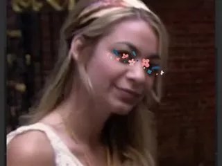 Offline sara21pinki21 on Streamate