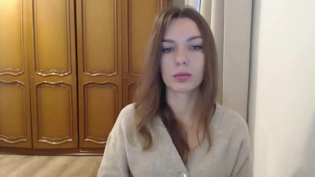 Offline AuroraKiss on Streamray