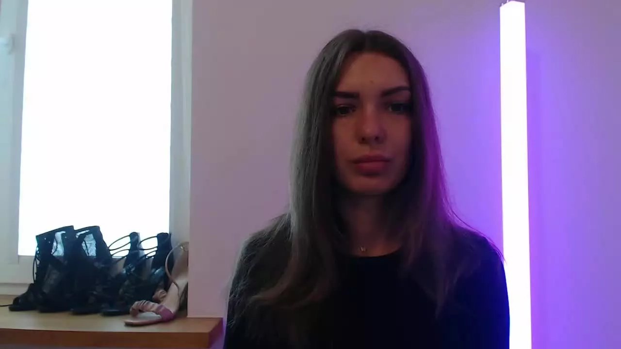 Offline AuroraKiss on Streamray