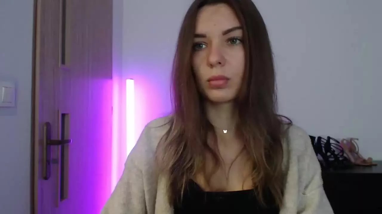 Offline AuroraKiss on Streamray