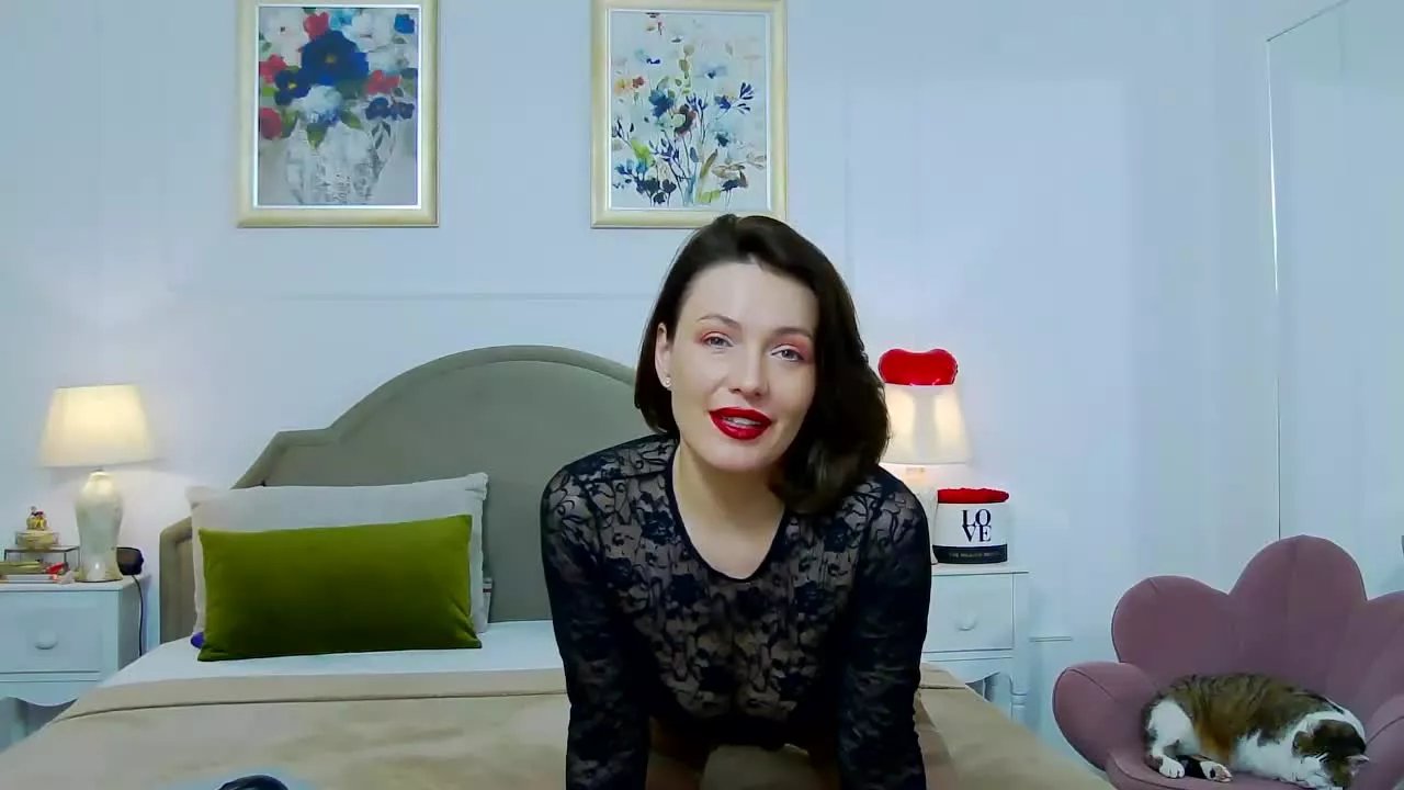 Offline SelenaRyan on Streamray