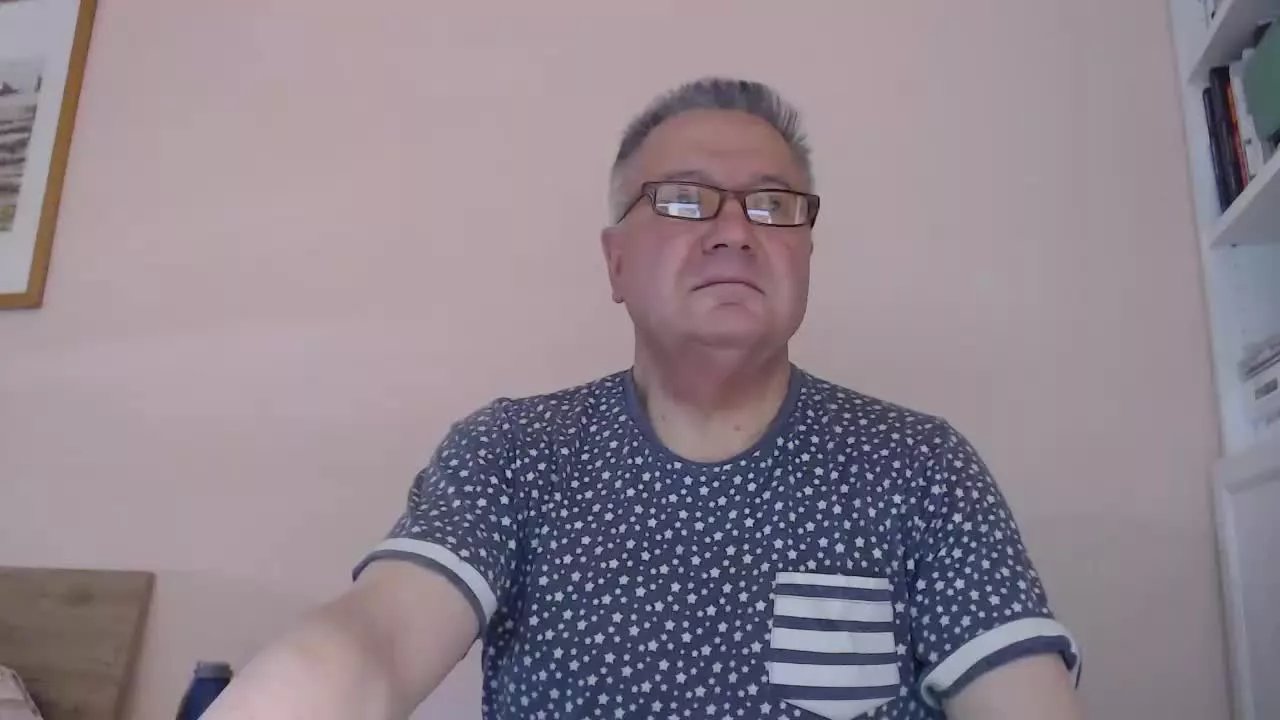 Offline YOU6me on Streamray