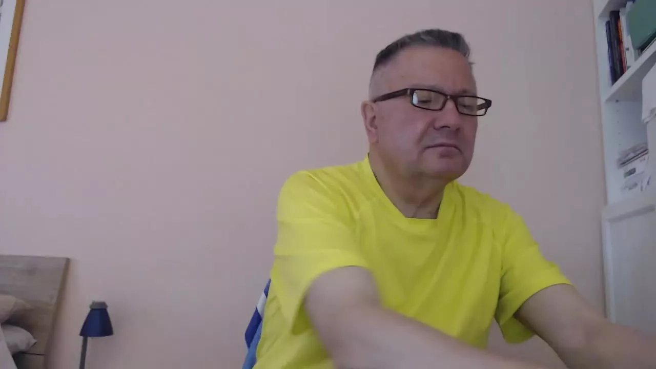 Offline YOU6me on Streamray