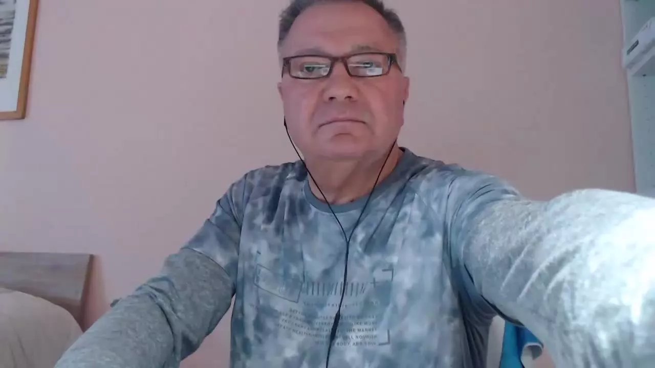 Offline YOU6me on Streamray