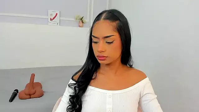 Freechat ChloeMoon9 on StripChat