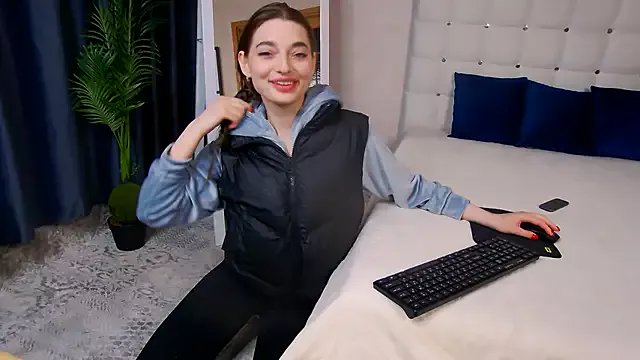 Freechat NicoleRosss on StripChat